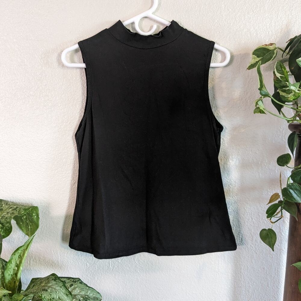 Modcloth Sleeveless Mock Neck Top SZ L Black
